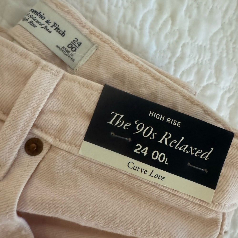 Abercrombie jeans-pale pink - Picture 3 of 3